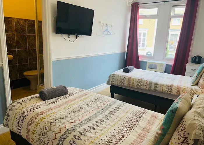 Circle Guest House Bed Only